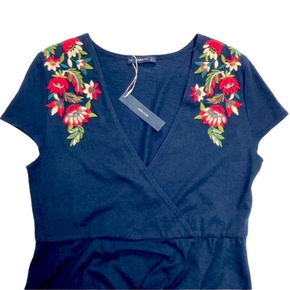 ZARA Knit Floral Embroidered Knit Warped Min Dress in Navy Blue Size M New - Picture 5 of 8